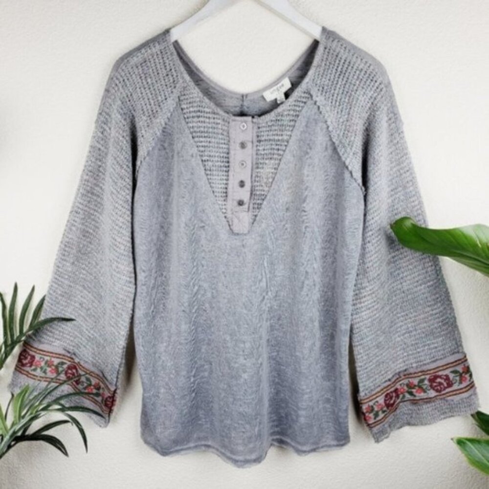 NEW Umgee Bohemian Oversized Relaxed Embroidered Blouse Knit Top size S Resort - Picture 2 of 8